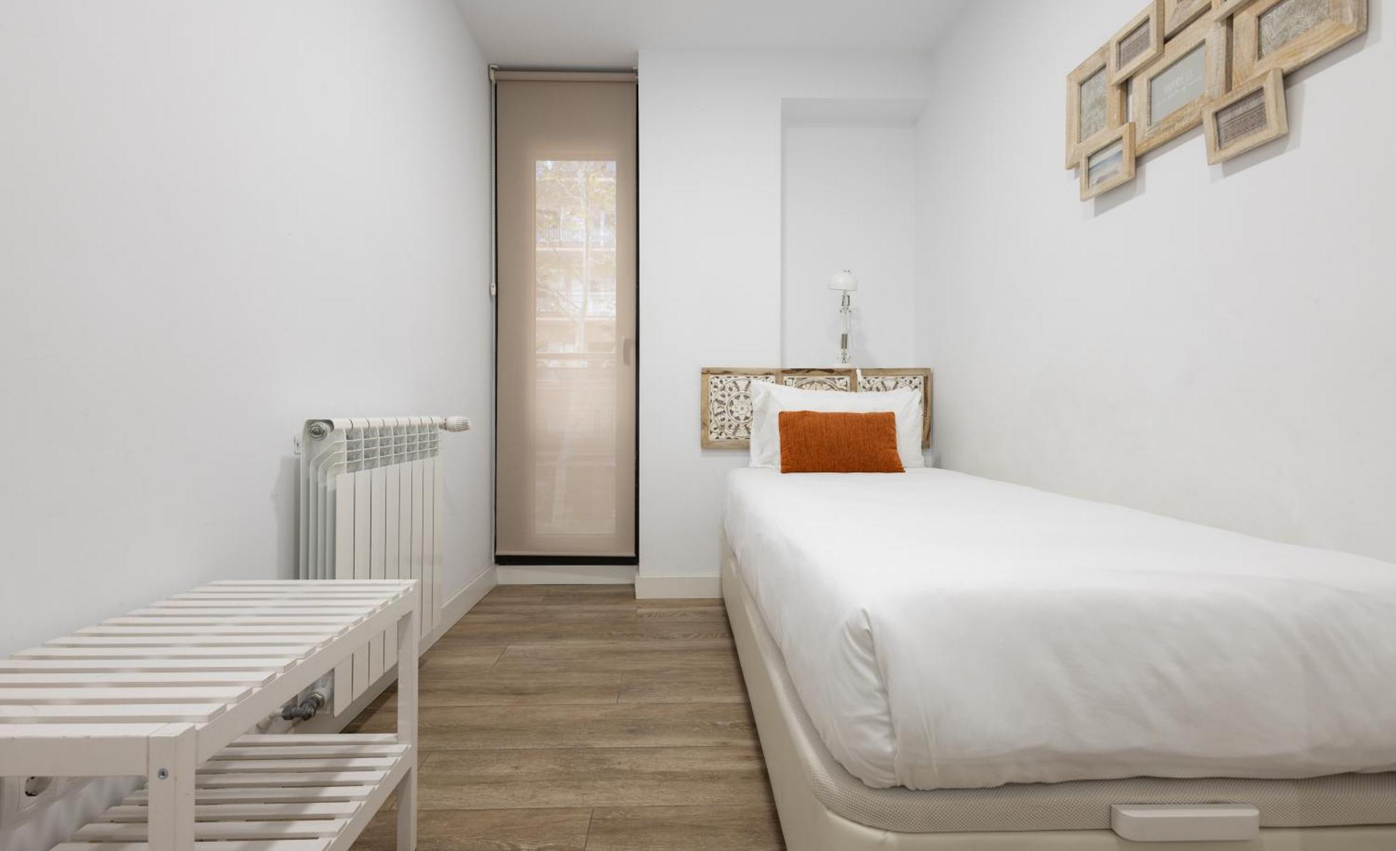 Stay U-Nique Apartments Fabra I Puig Барселона Экстерьер фото
